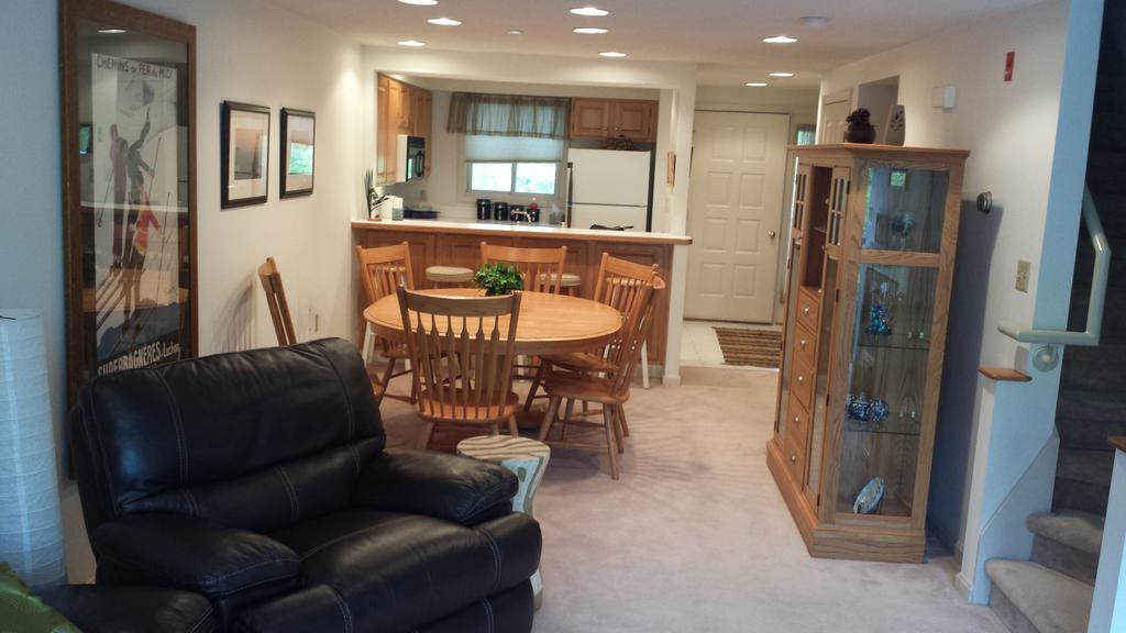 Lovely Townhouse With Views Lincoln Esterno foto